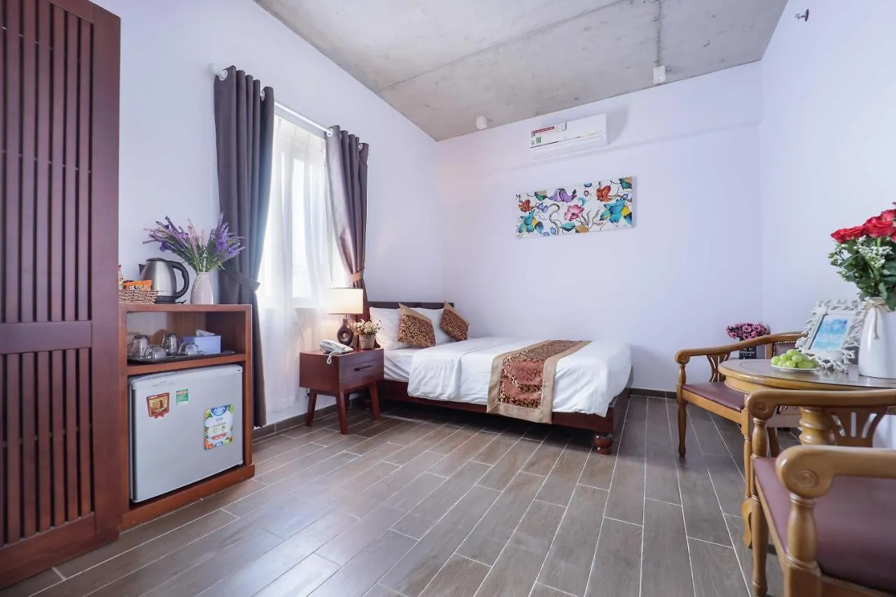 The Shine Hotel & Apartment Da Nang