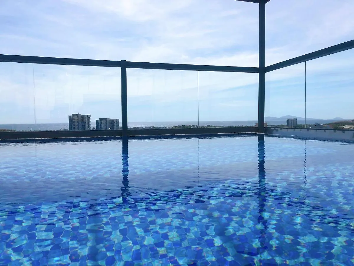 The Shine Hotel & Apartment Da Nang