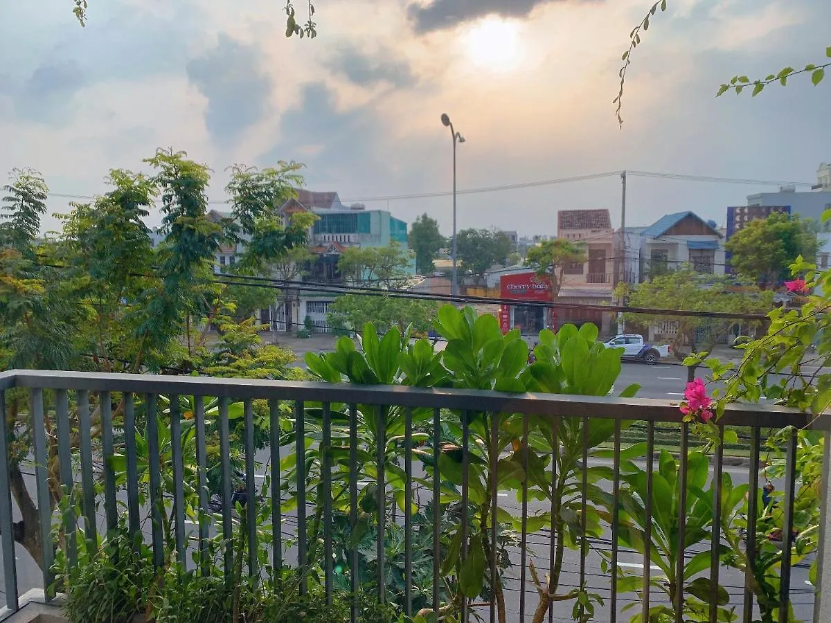 The Shine Hotel & Apartment Da Nang