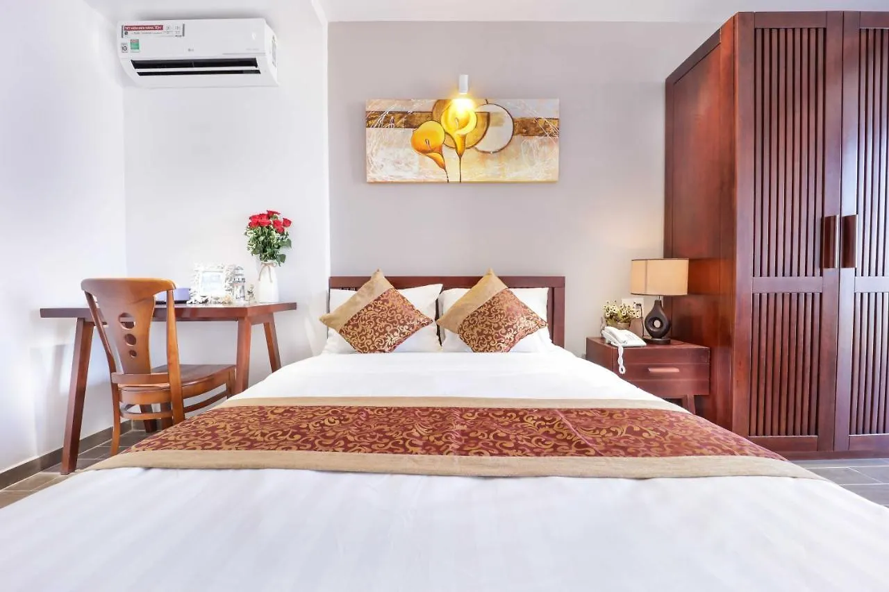 ***  The Shine Hotel & Apartment Da Nang Vietnam