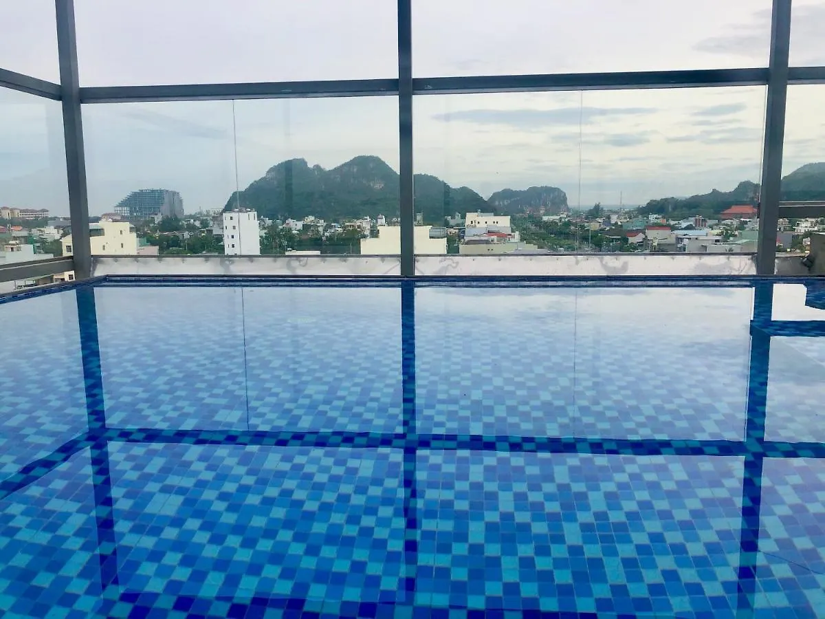 The Shine Hotel & Apartment Da Nang 3*,  Vietnam